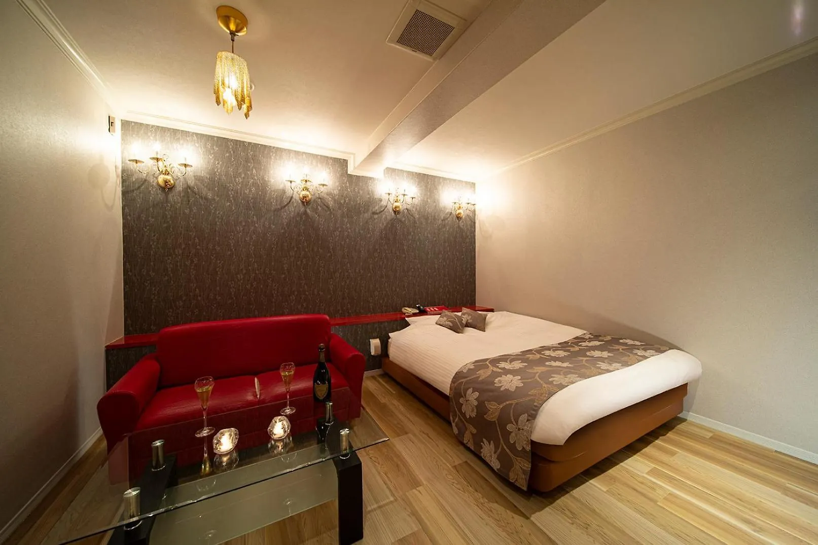 Love hotel ホテル リベラル 男塾ホテルグループ (Adults Only) Kobe